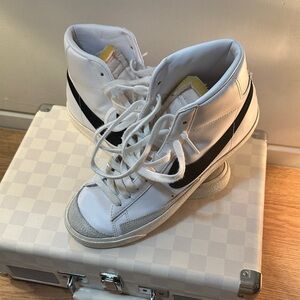 Nike White and Black Athletic Shoes